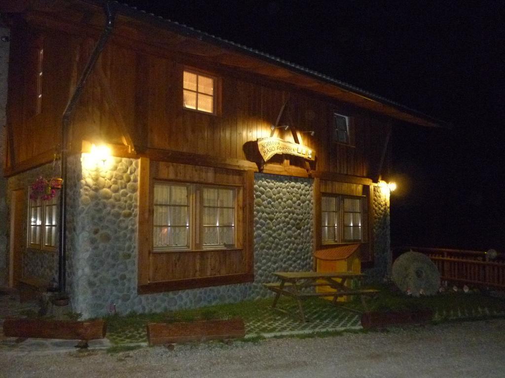 Agritur Maso Forcola Villa Brez Buitenkant foto